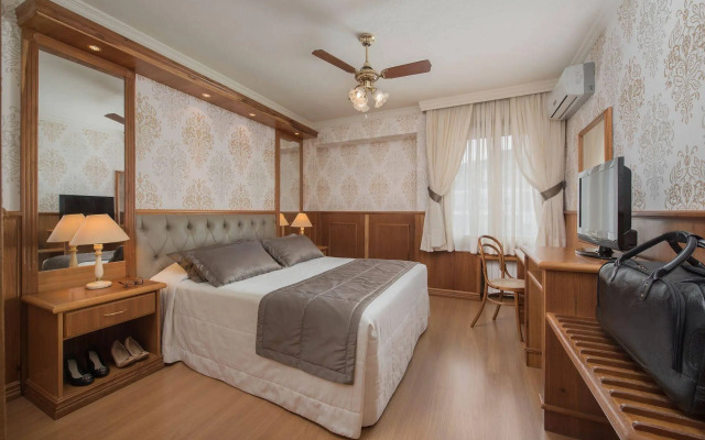 Serrazul Hotel  Distributed by Intercity
