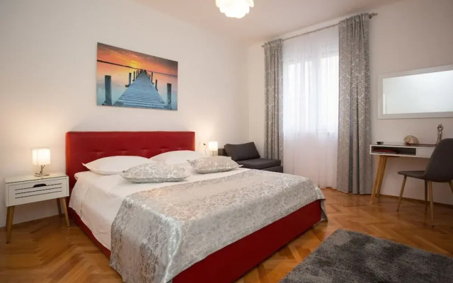 Apartment Split
