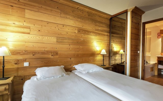 Savoyards and rustic studio in the heart of Val d'Isère