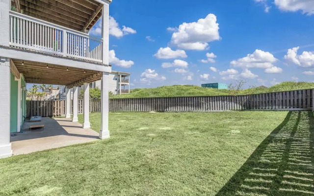 Ocean Views Optional Golf Cart Sleeps 14