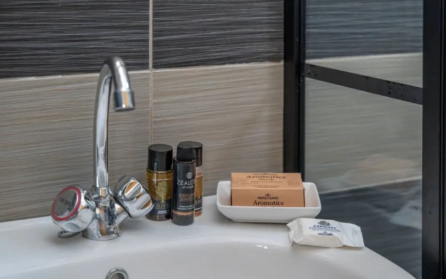 Alpha Urban Suites