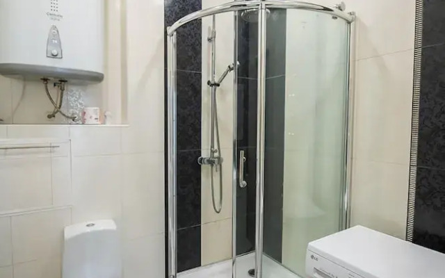 Апартаменты на ул. Комарова, 58-267