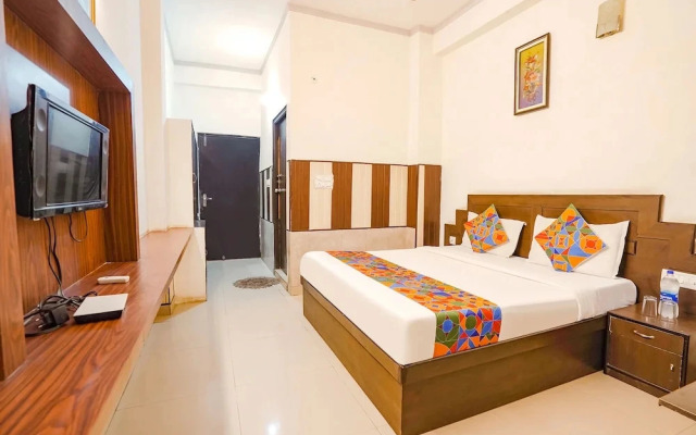 Hotel Prashant Palace