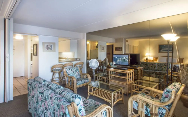 Ilikai 1614 By Redawning