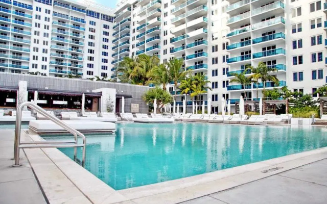 Ba Miami Condo
