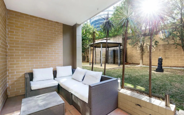 Castle Hill 128 Har Furnished Apartment