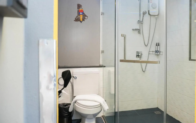 MeStyle Garage Hotel