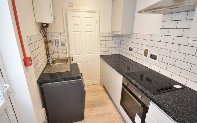 Cushy Apartment in Coventry near Coventry Market