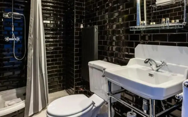 Hotel des Colonies Brussels by Mercure