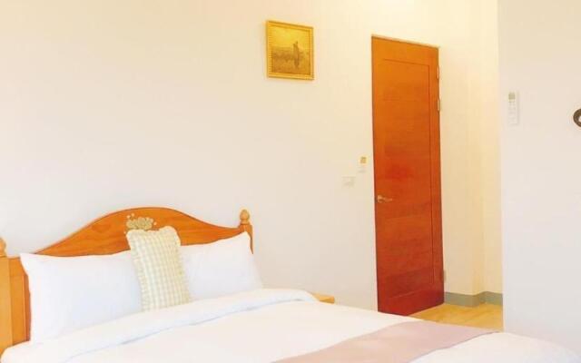 Provence Coffee Manor Bed And Breakfast