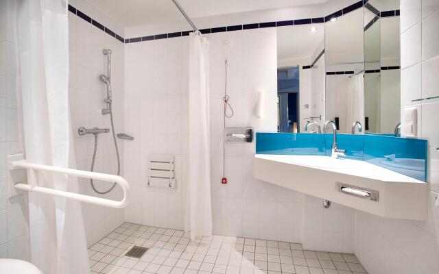 Holiday Inn Express Frankfurt Airport by IHG