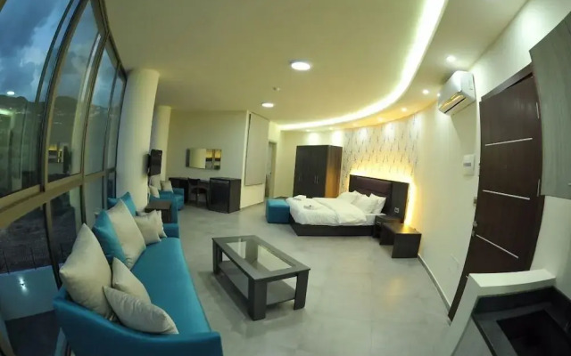 Le Six Resort Hotel