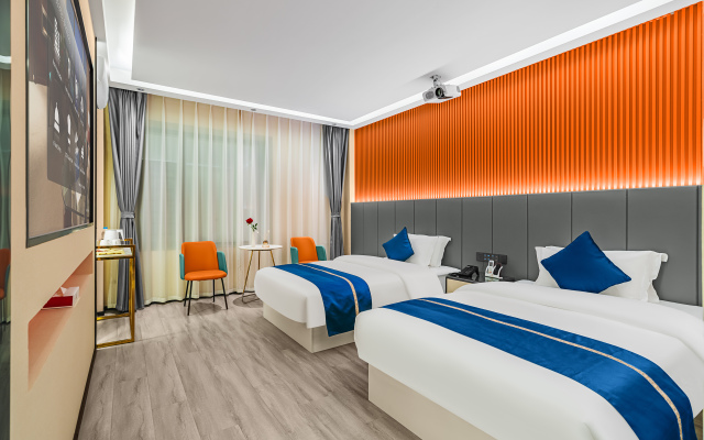 Xi'an Qingya Hotel (Qujing North Railway Station)