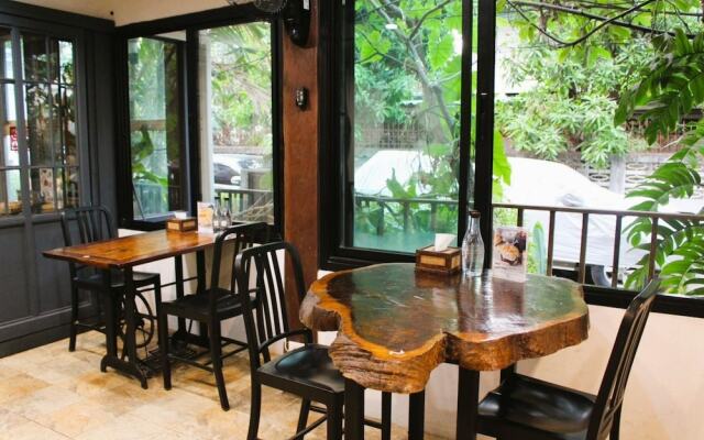 Super Oyo Capital O 564 Nature Boutique Hotel