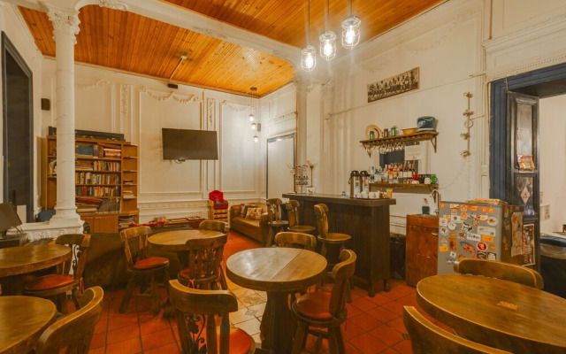 Hostal Sue Candelaria - Hostel