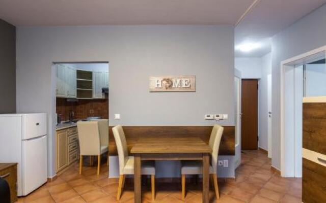 Apartman Era