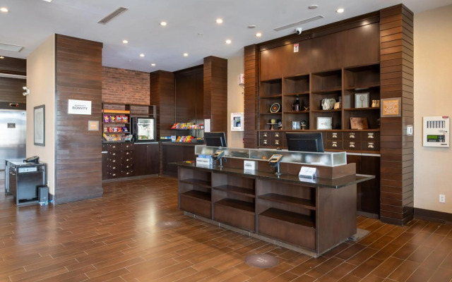 Four Points by Sheraton Edmonton International Airport