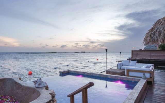 Overwater penthouse aruba