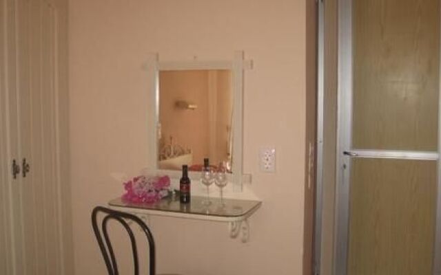 Marina rooms