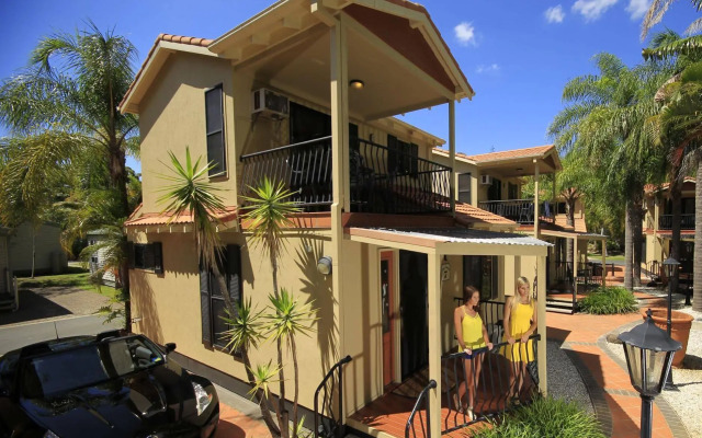 Ashmore Palms Holiday Village