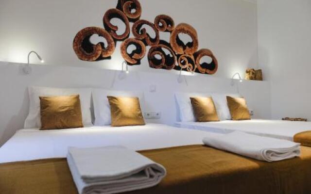 4U Lisbon Airport Suites