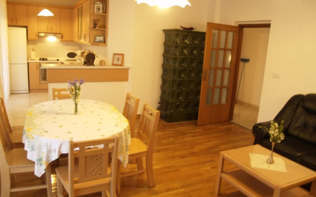 Apartments Zlatko