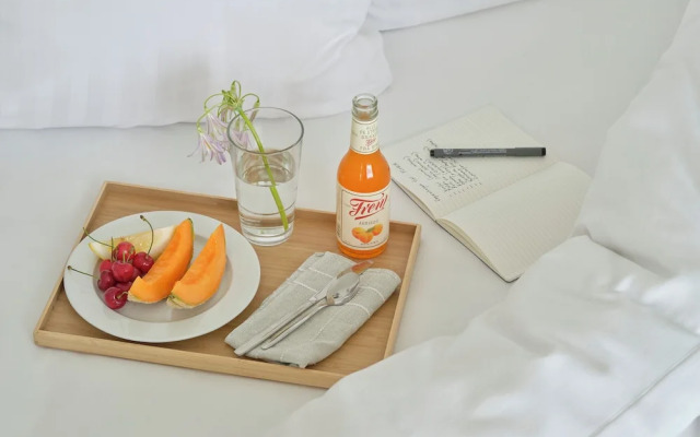 Flora Apartment Hotel
