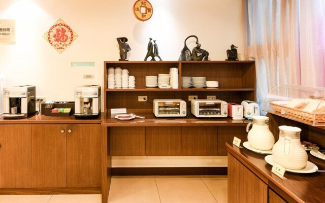 Hwu Meei Motel