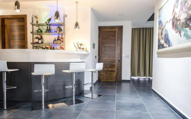 Paramount Bay Penthouse