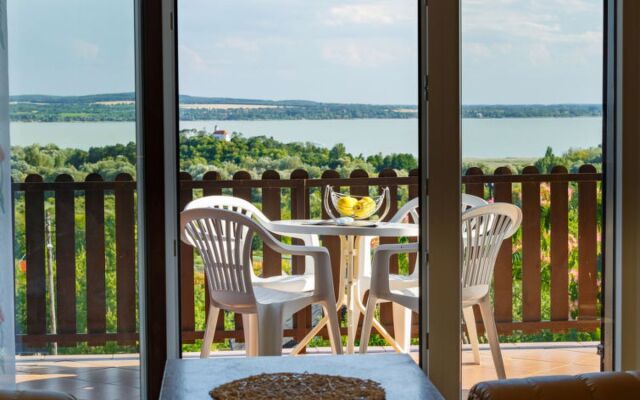 Balaton H603