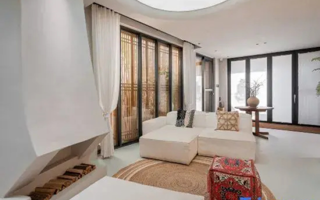 Yizhai Chaji Homestay (Jianshui Ancient Town Confucian Temple)