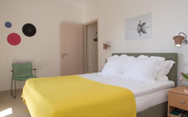 Mylos Apartments