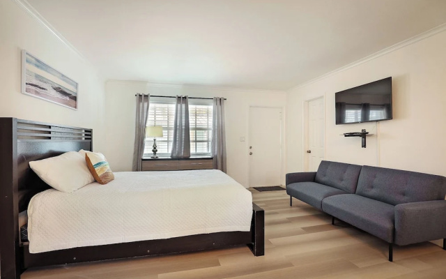 La Mer Suites