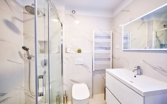 Brand New Apartment Split3