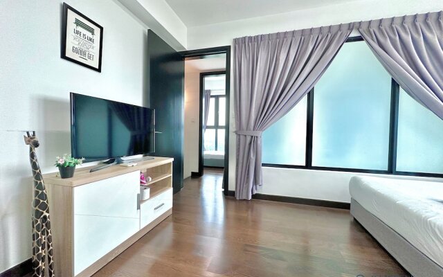 Almas Suites Puteri Harbour by Stayrene