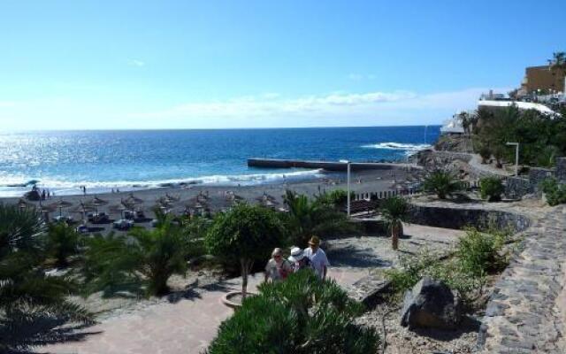 Arco Iris on the sea with pool