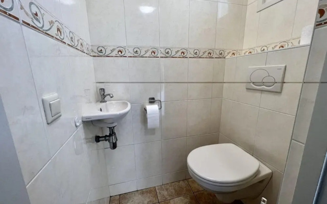 Detached Holiday Home With Garden