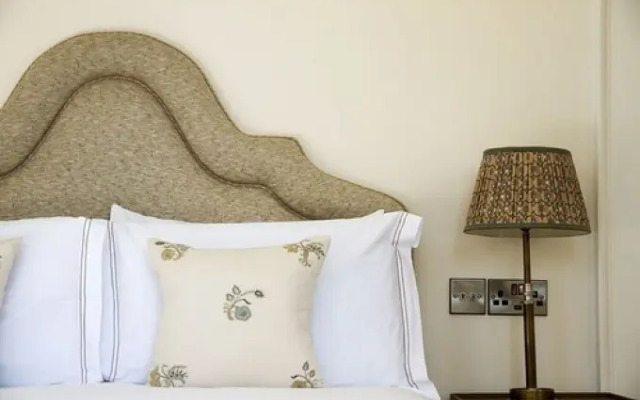 The Eagle House Hotel