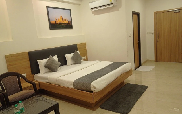 Sun Stone Hotel & Club