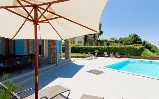 Villa Daymon