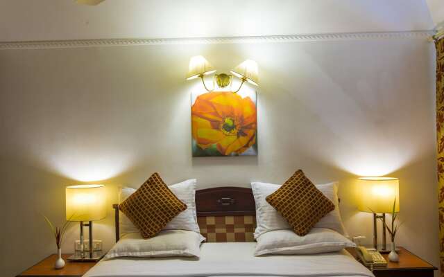 Golf View Hotel & Suites