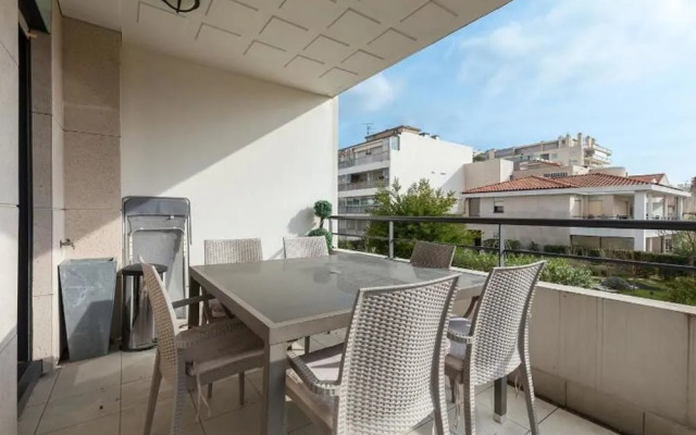 Spacious 3BR central - 6 pax - 2 mn from Croisette