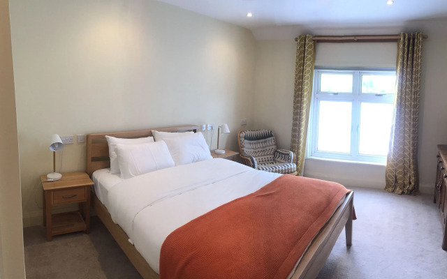 Newell Restaurant and Rooms