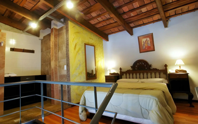 La Fresque Hotel