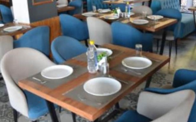 Hotel Garhwal Terrace Mussoorie