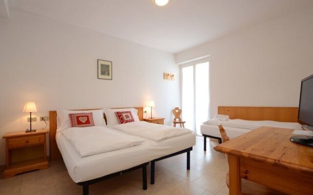 Santa Maria ad Nives