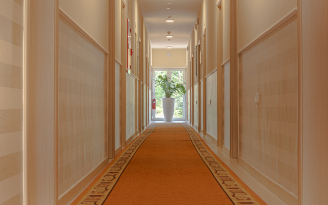 Hotel Lavender - Oleander Resort