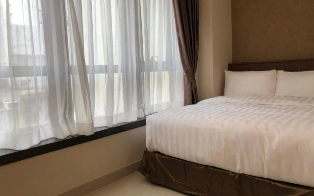 WE Hotel