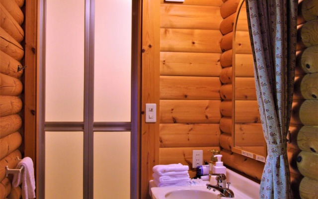 Shomarutoge Garden House