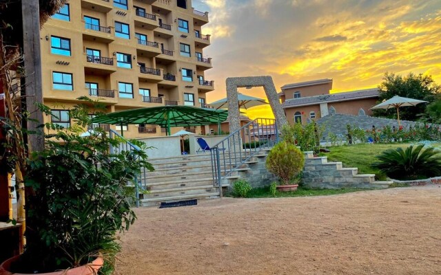 Immaculate 1-bed Apartment in Hurgada, First Line!